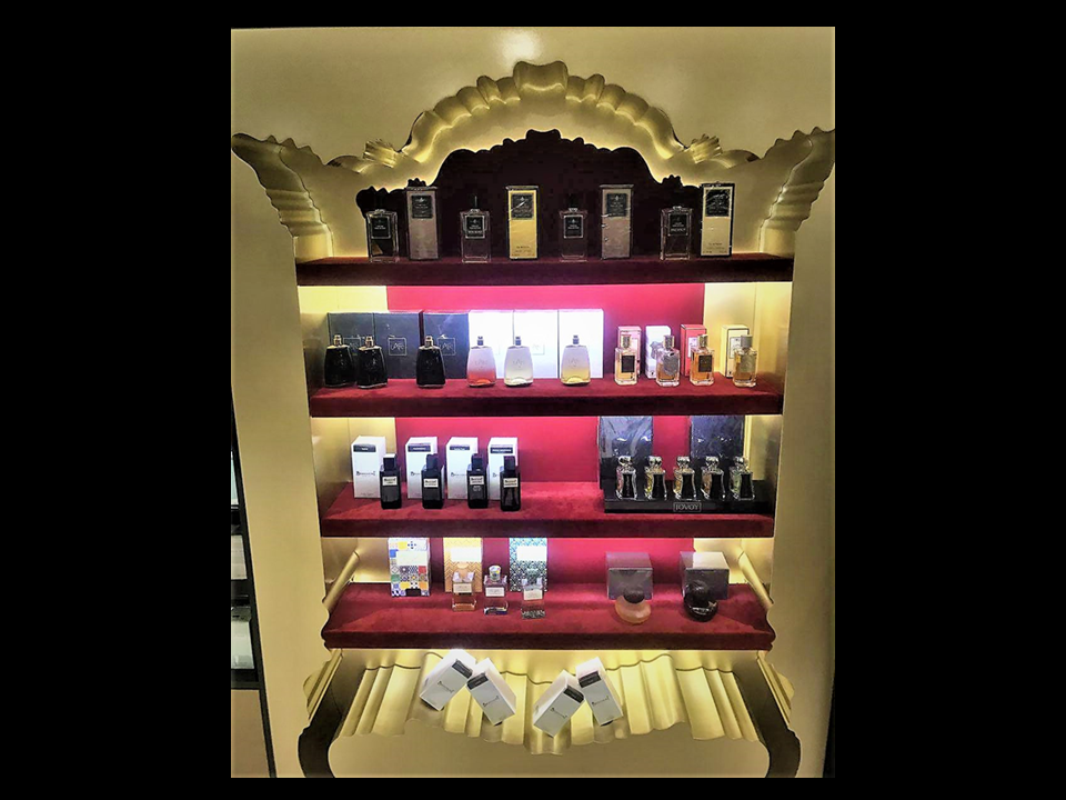 AFFINESSENCE Collection Notes de Fond in IRAN Theran Teheran