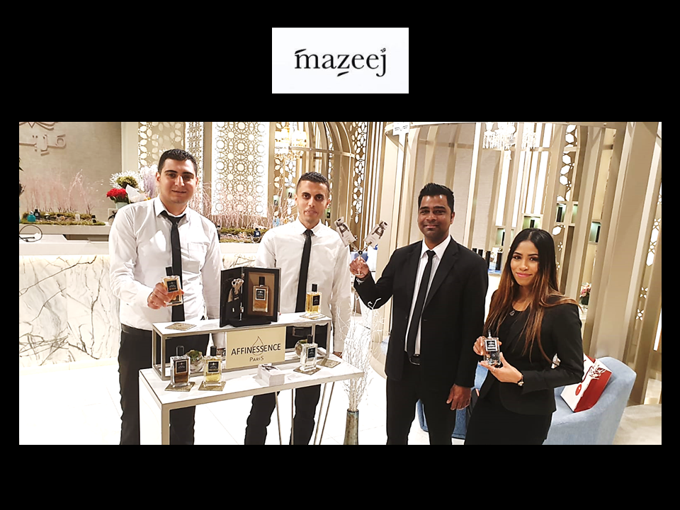 MAZEEJ the avenues perfume team with AFFINESSENCE in KUWAIT!